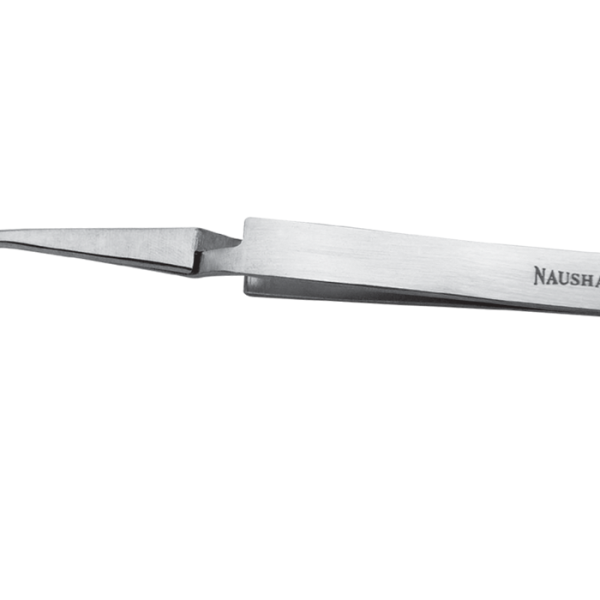 Self locking tweezers