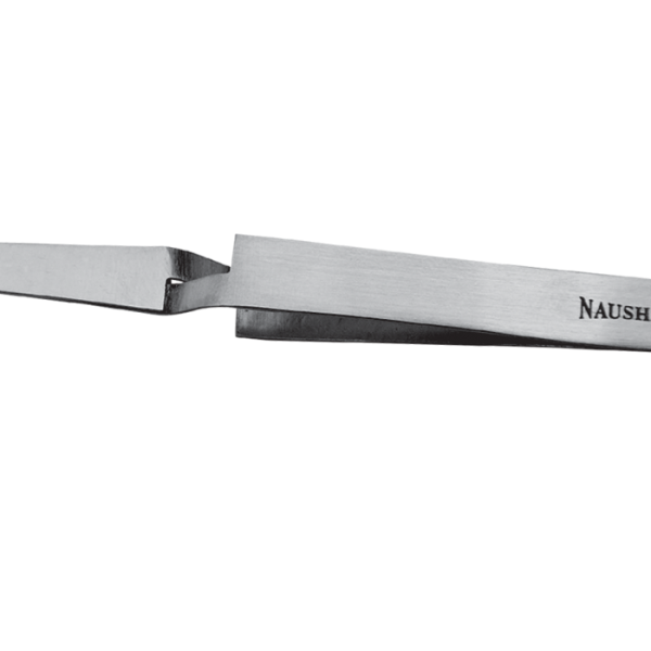 Self locking tweezers