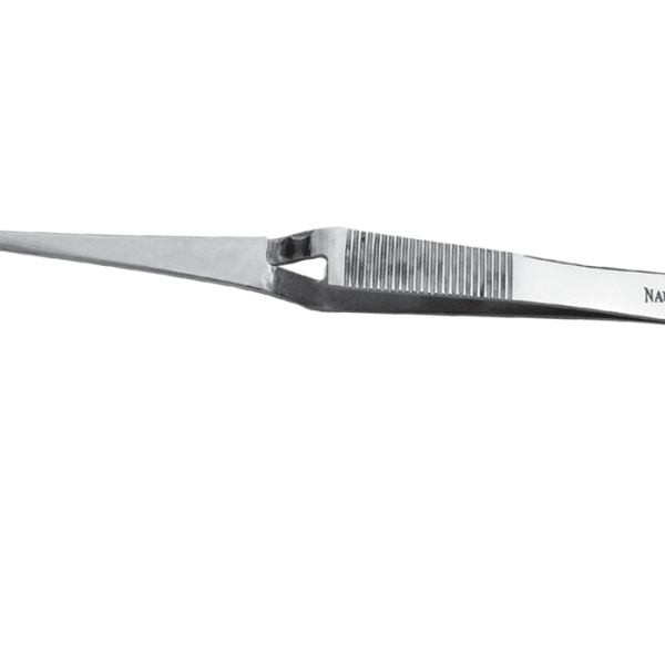 Self locking tweezers